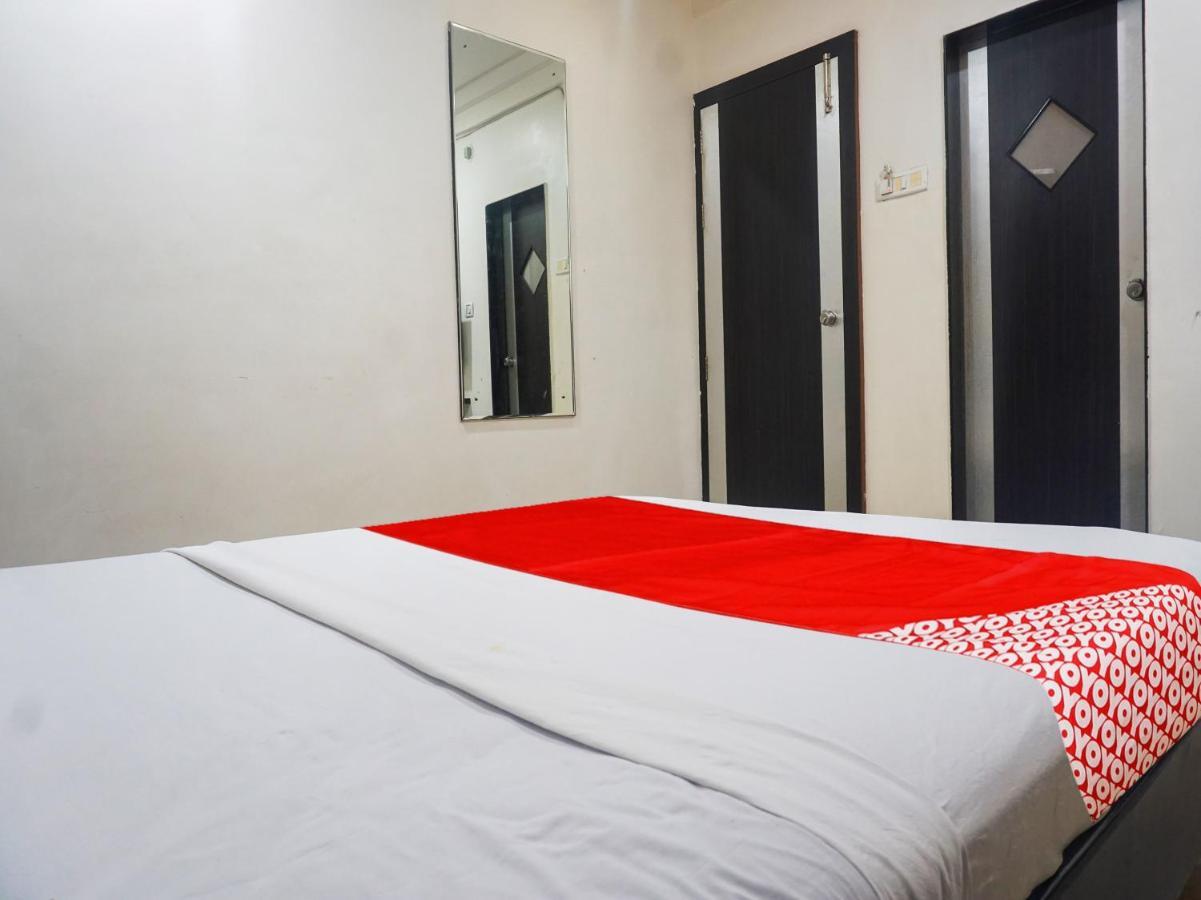 Oyo Flagship Omega Hotel Pune